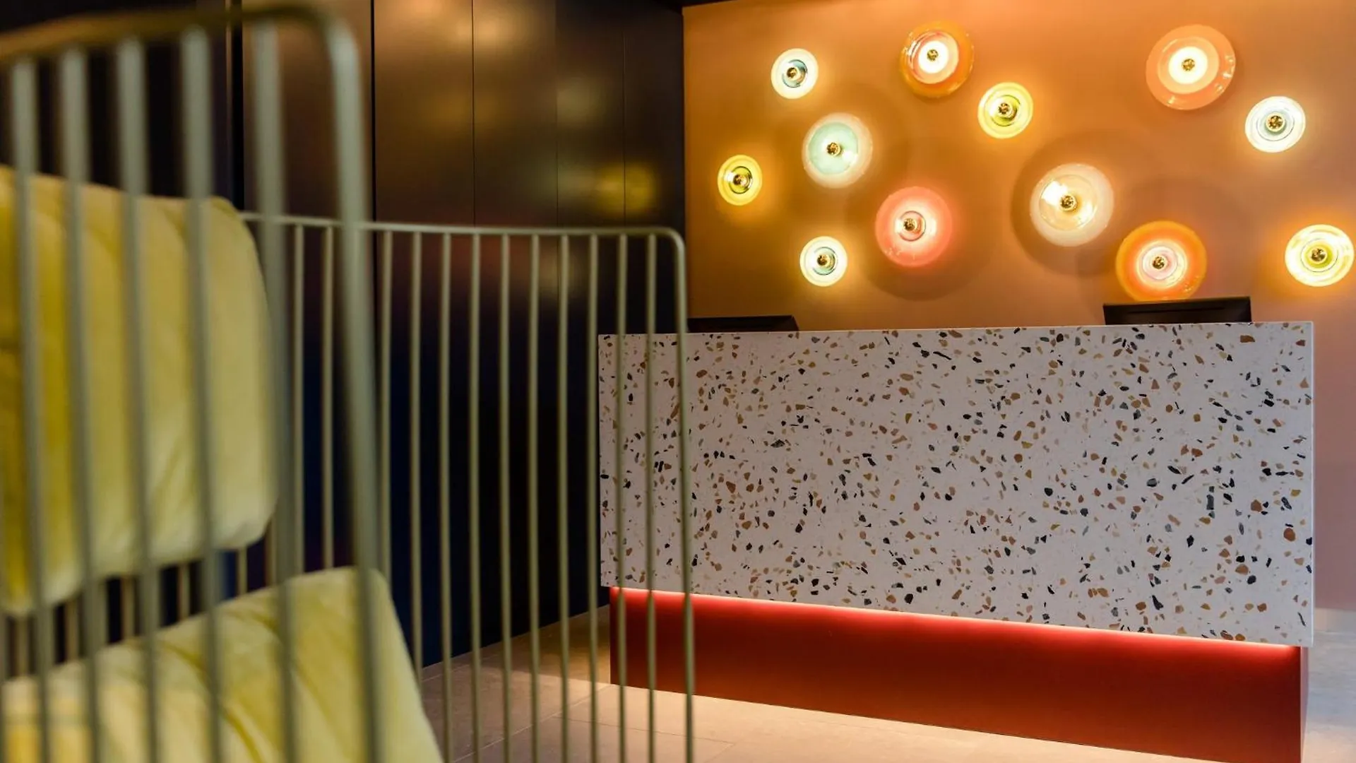 Motel One Rotterdam 3*,